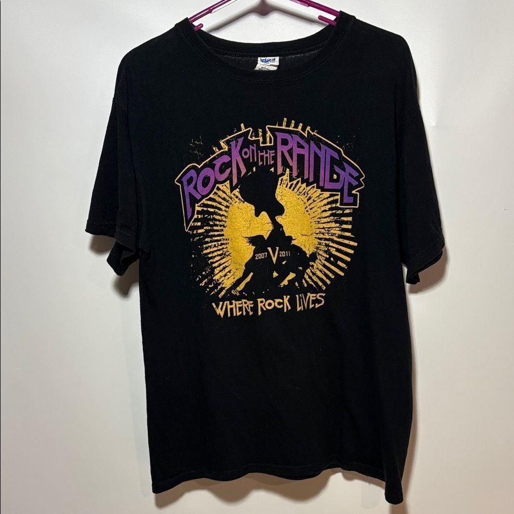 Rock on the range graphic t-shirt